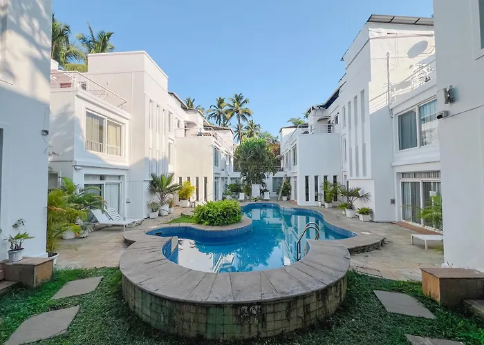 Villa M - Jia 5 Candolim Goa 3Bhk, Pool Facing, Near Beach, Free Breakfast, Free Wifi And Prime Location