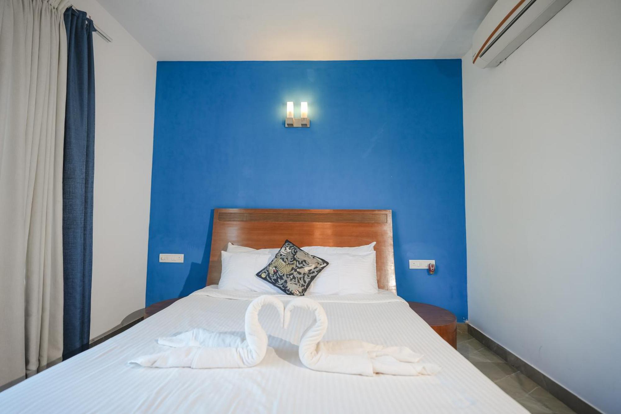 Villa M Jia: Beachside Pool With Free Breakfast *